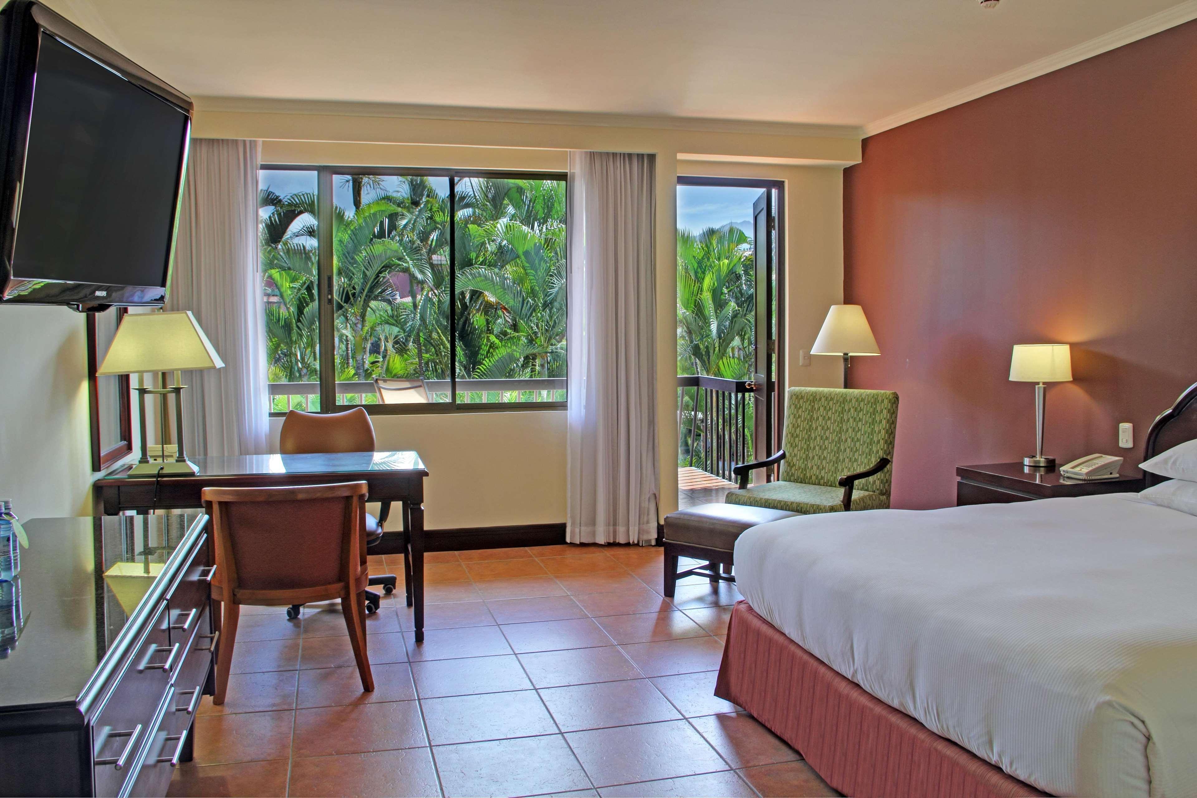 Hilton Cariari Doubletree San Jose - Costa Rica Hotel Ngoại thất bức ảnh A room at the Hilton San Diego Bayfront