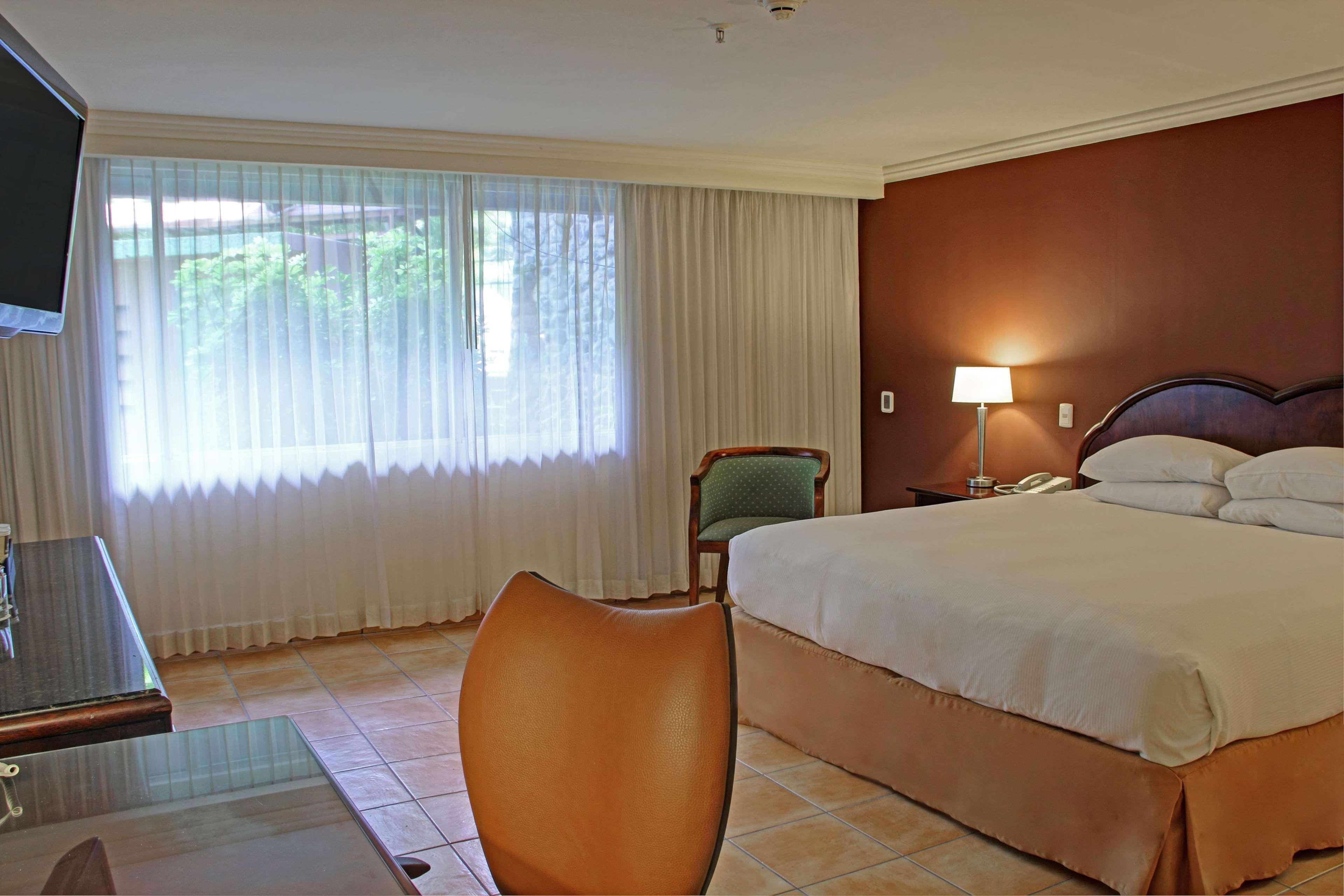 Hilton Cariari Doubletree San Jose - Costa Rica Hotel Ngoại thất bức ảnh A room at the hotel